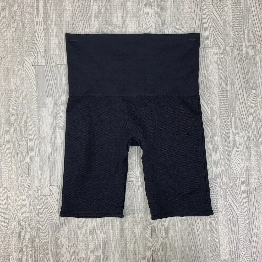 Spanx Shorts Womens S Small Black Mid Rise Firm Shapewear Contour Bikers Stretch